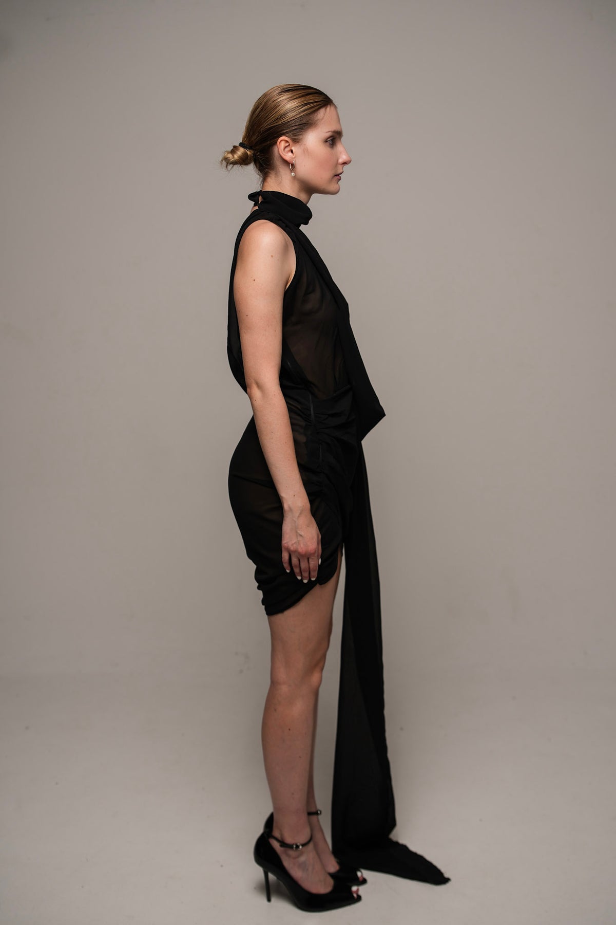 THE UNGREATFUL DRESS