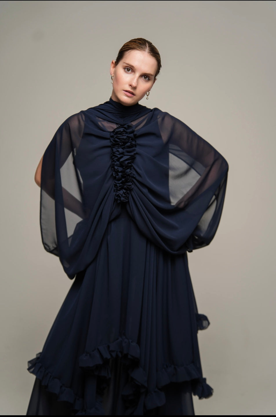 THE UNKNOWN BLUE DRESS